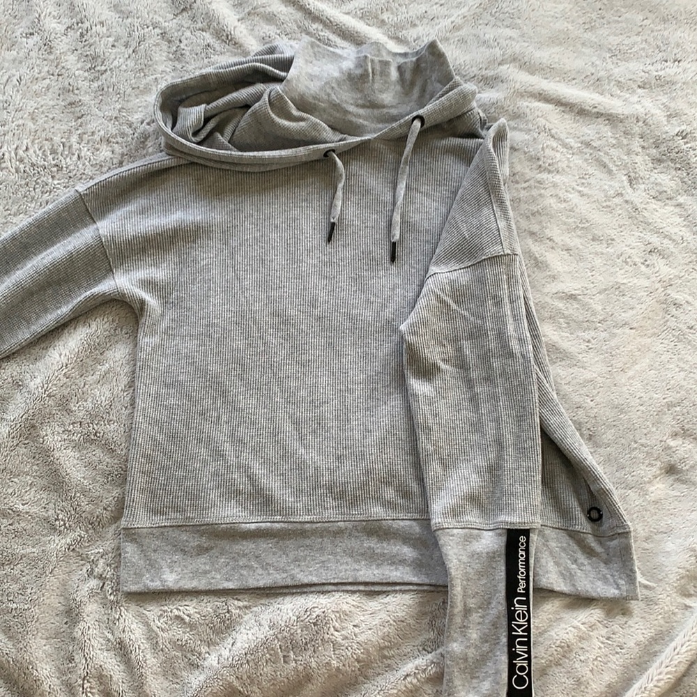 Size M Calvin Klein turtleneck performance hoodie